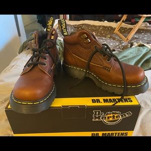 Size 8 brand new peanut brown Dr Marten boots.